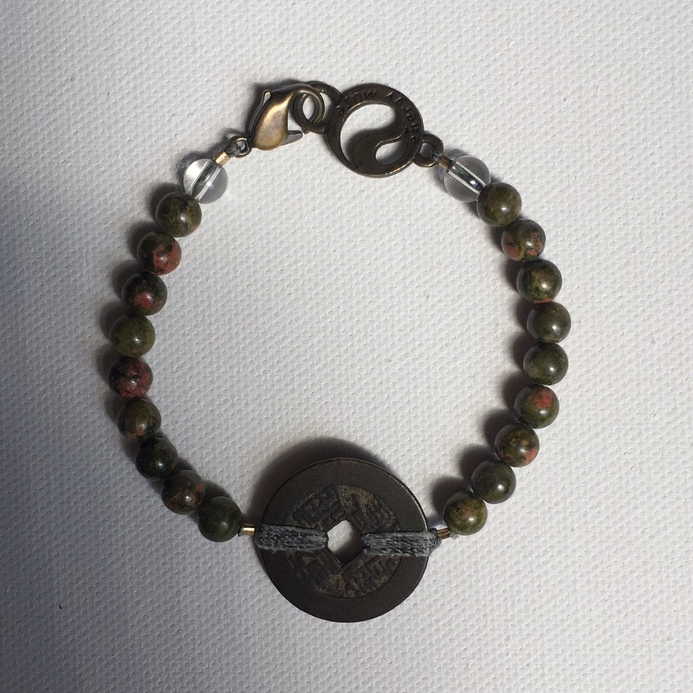 Energy Muse Present Bracelet